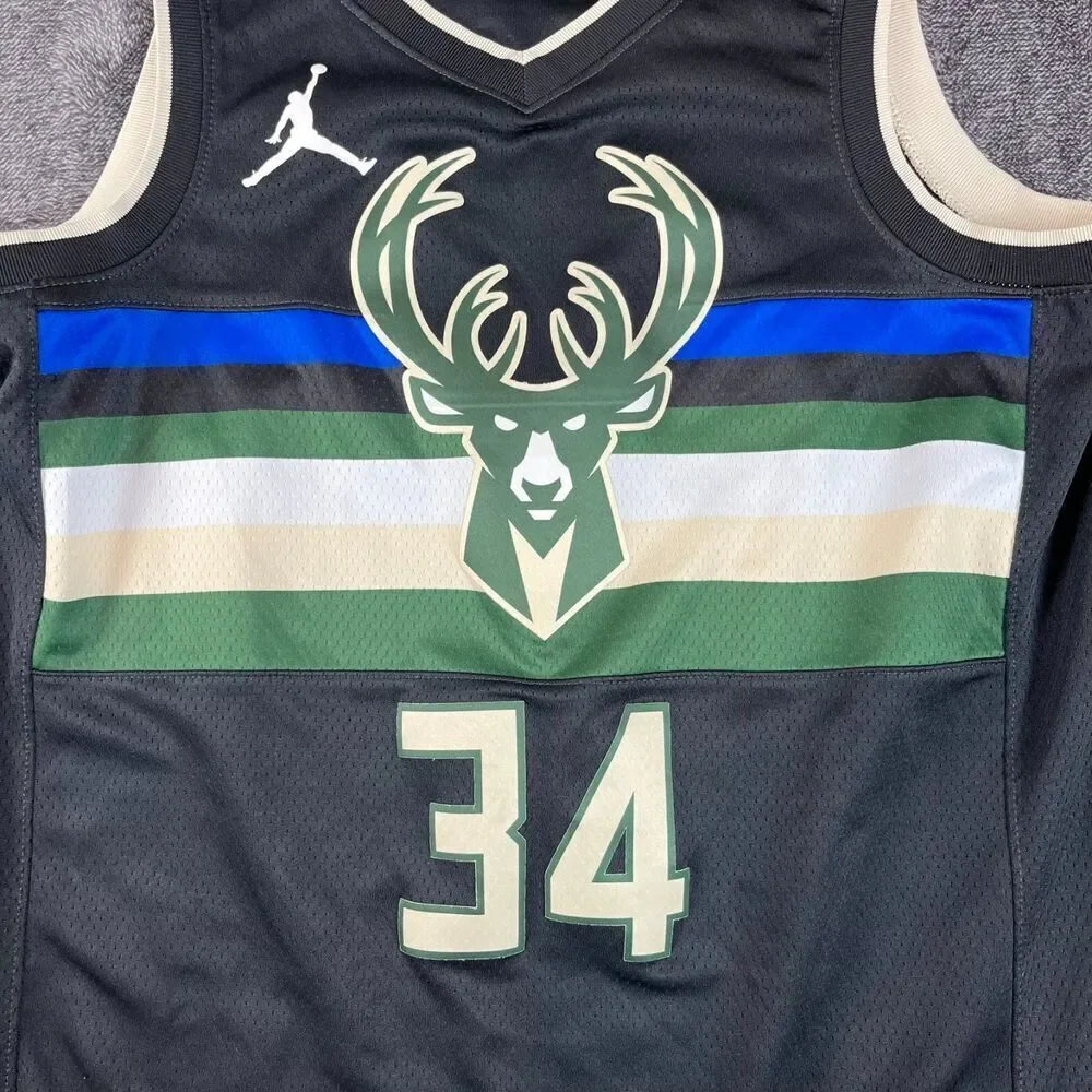 Nike Swingman Milwaukee Bucks Giannis Antetokounmpo Jersey Black #34 Sz M